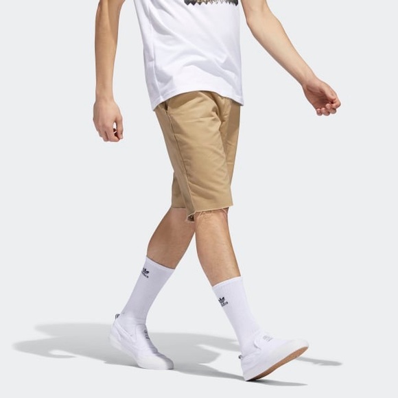 adidas Other - MEN'S ORIGINALS DAILY SHORTS CF5795 R4 Pal 2